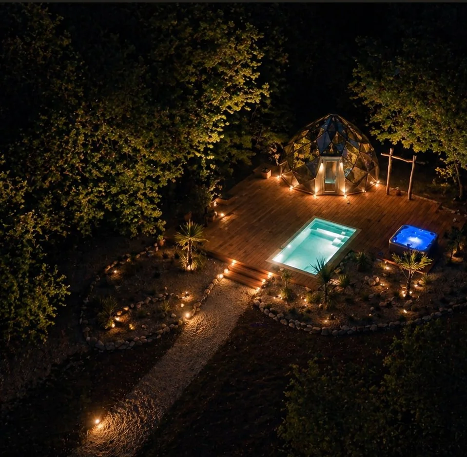 Le Zôme de nuit · Domaine de Janès